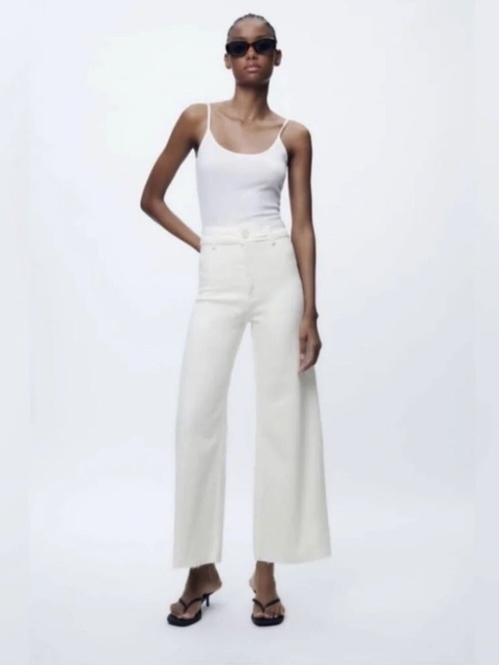 Zara Marine Straight Jeans - White NO STAINS - Size 6 - Picture 2 of 6